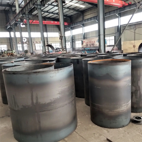 选择深圳钢护筒的材质时考虑哪些条件？